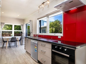 First home opportunity: vendors are ready to move!