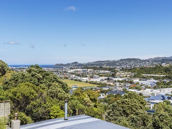 SENSATIONAL SUN AND VIEWS!
