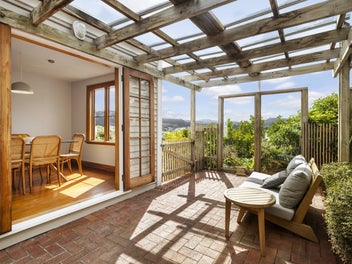 MODERNISED CHARACTER FILLED HOME