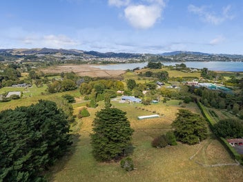 FIRST TIME ON THE OPEN MARKET - RV $2,200,000