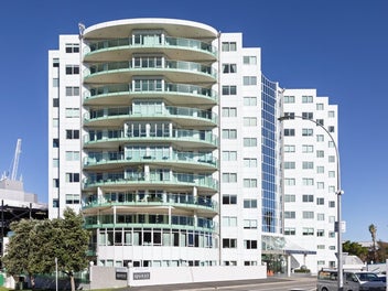 Secure apartment lifestyle at Kingsview Resort