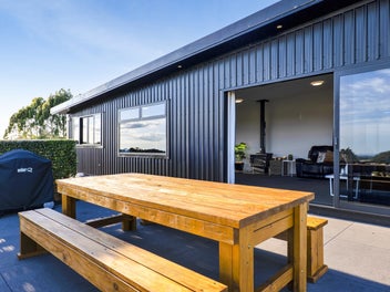 FANTASTIC LIFESTYLE ON FRANKLEY