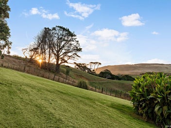 Artists retreat, family escape or lifestyle st...
