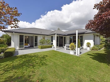 Timeless Elegance – A Home of Distinction