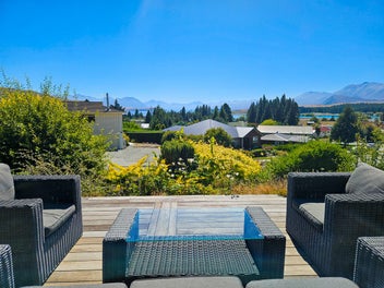 High on Hamilton: Lake Tekapo
