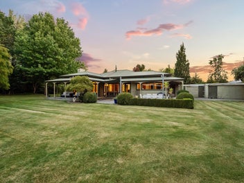 Trott's Garden - A Rare Lifestyle Opportunity
