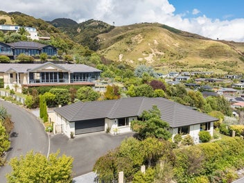 Panoramic Views & Premium Living