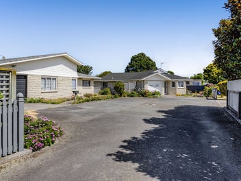 Townhouse in Prime Location