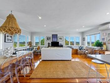 The Classic Over-Sized 1950s Home