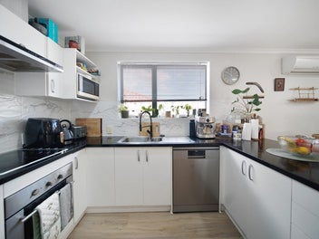 Modern Comfort in a Prime Location