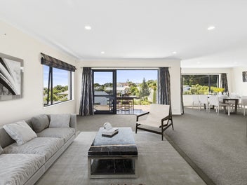 This home has to sell NOW!