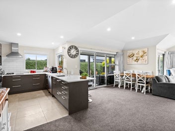 Modern Living, Selling Fast