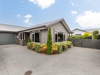 Modern Living, Selling Fast