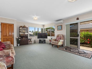 Affordable, easy living Kensington
