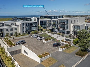 Living in Style in Long Bay
