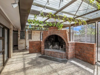 Solid Home + Studio - Motivated Vendors, Act Fast!