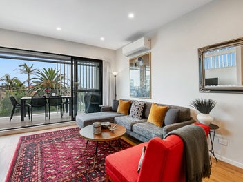 Best in the Block! Sea Views, North facing