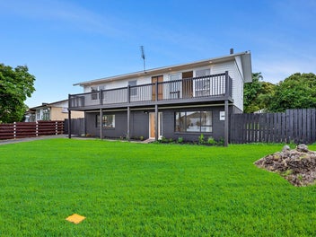 Huge Family Home Perfect For Extended Families