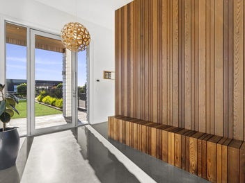 Eco-friendly and Style in Sought after St Kilda!