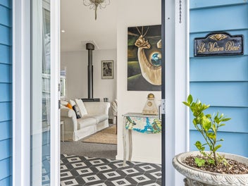 La Maison Bleue - healthy and fruitful living