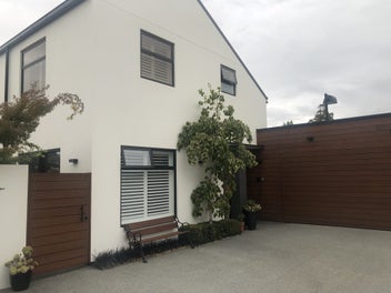 Image 1 of 8