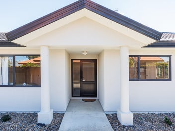 Buyers over $699,000 to view
