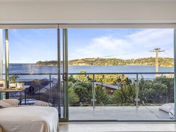 Serene & Private Wake Up to Stunning Views