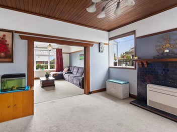 FOUR Bedrooms TWO Bathrooms Garages & Living Areas
