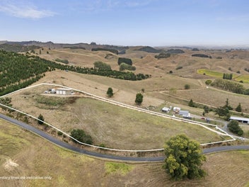 Bush Road lifestyle starter