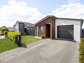 Amazing Value in Chartwell!