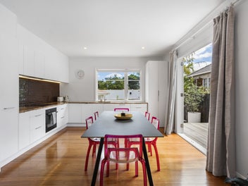 Stylish, Sunlit & Packed with Potential