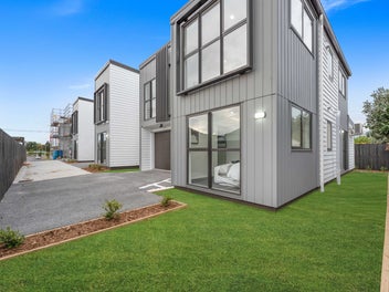 Premium Standalone: 4 Bedrooms + 3.5 Baths!