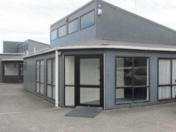 Image 1 of 4