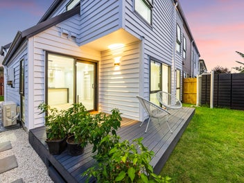 Brand new on the best street in Papatoetoe