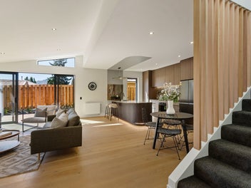 Modern Townhouse in Sensational Position