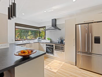 Key location, immaculate lifestyle property