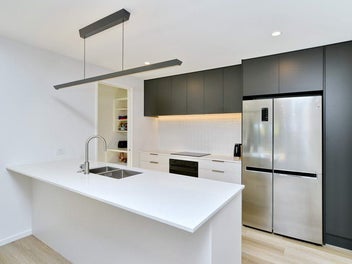 Sophisticated, Elegant And A Great Location