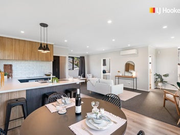 Modern & Stylish with Breathtaking Views!