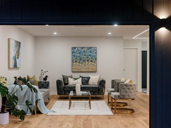 Impeccably Finished- An Entertainer's Dream