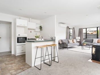 A Fresh, Modern, and Low-Maintenance Gem