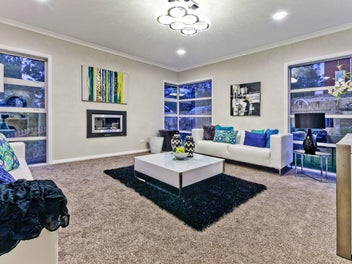Luxurious House 472sqm Floor Area & 1500sqm Land
