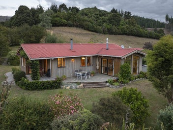 Idyllic lifestyle retreat