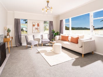 Sunny, Spacious & 3 OR 4 BEDROOMS