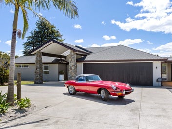 Without Compromise-Hidden Riverhead Luxury