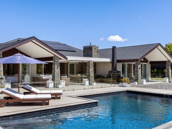 Masonry Single level Mansion in Riverhead Central
