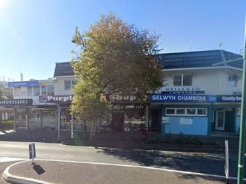 Image 1 of 3