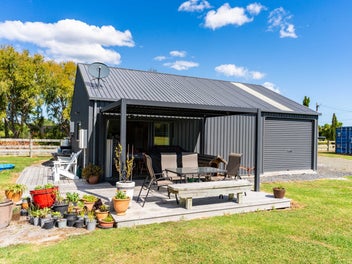 Mangawhai Heads - Build or Holiday.