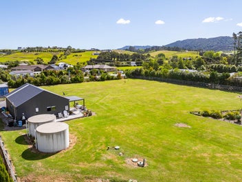 An Easy Entry to Mangawhai Heads.