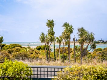 Coastal charm and stunning views