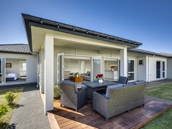2022 build, extended family? Ideal layout